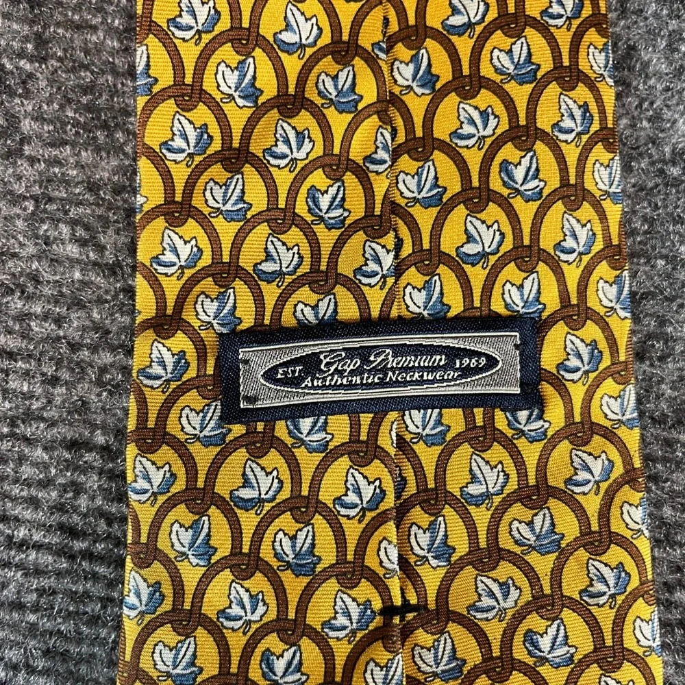 Gap Premium 1969 Mens Silk Tie Yellow Brown Leaf Pattern Formal Necktie